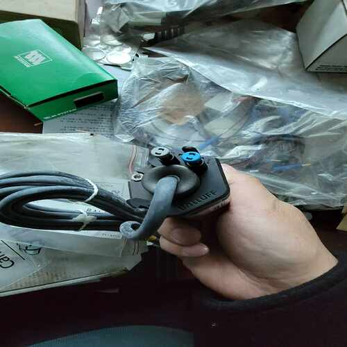 巴鲁夫位移传感器BTL5-E10-m0075-b-ka05全（电子设备）