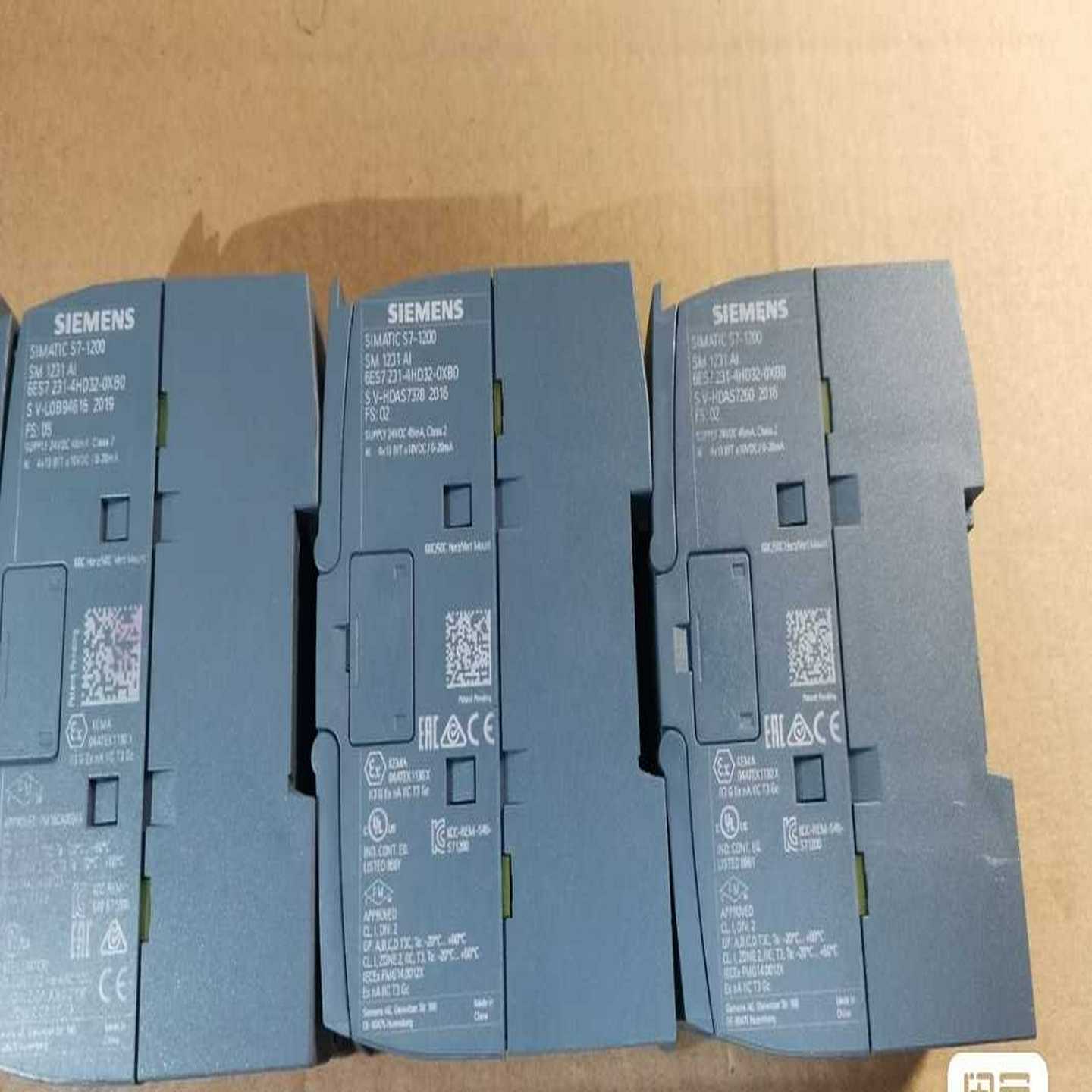 询价231-4HD32-0XB0，成色95新。有100多个