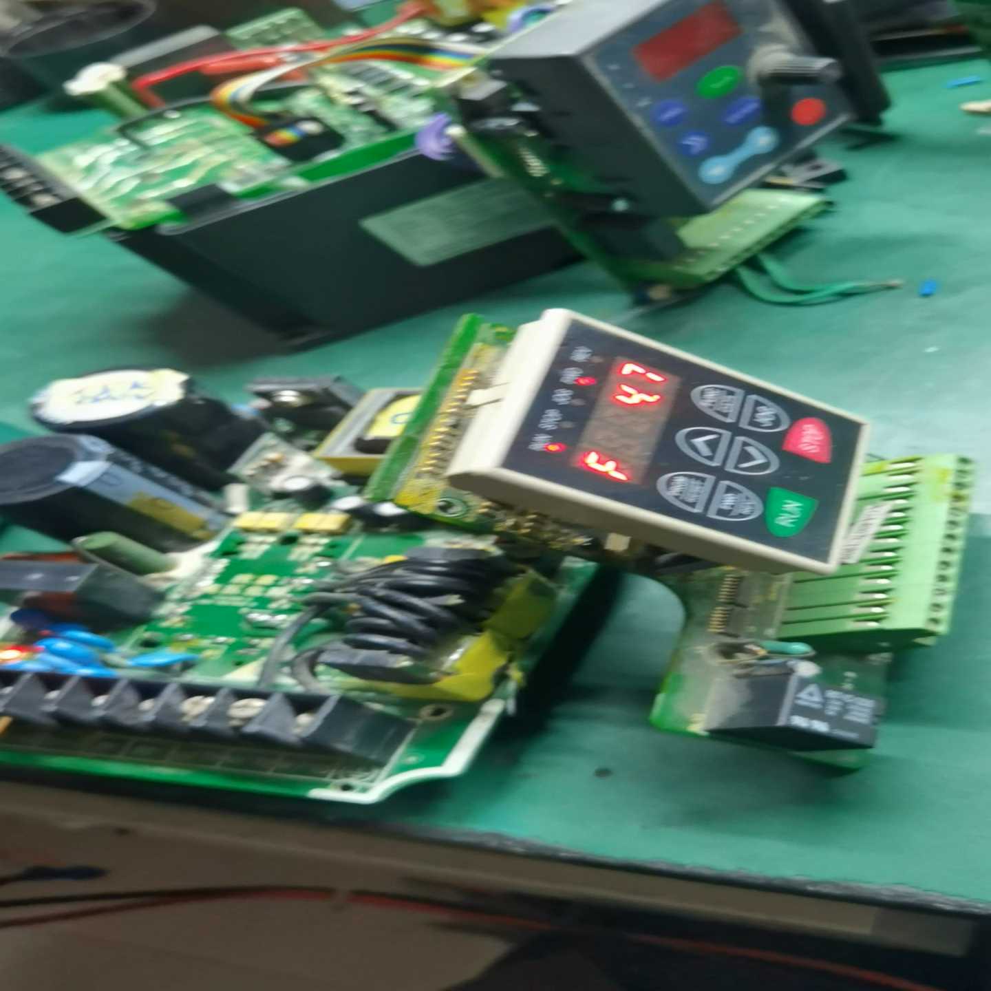 议价三基变频器板子，功能包好，已测试功能，维修过，实拍实