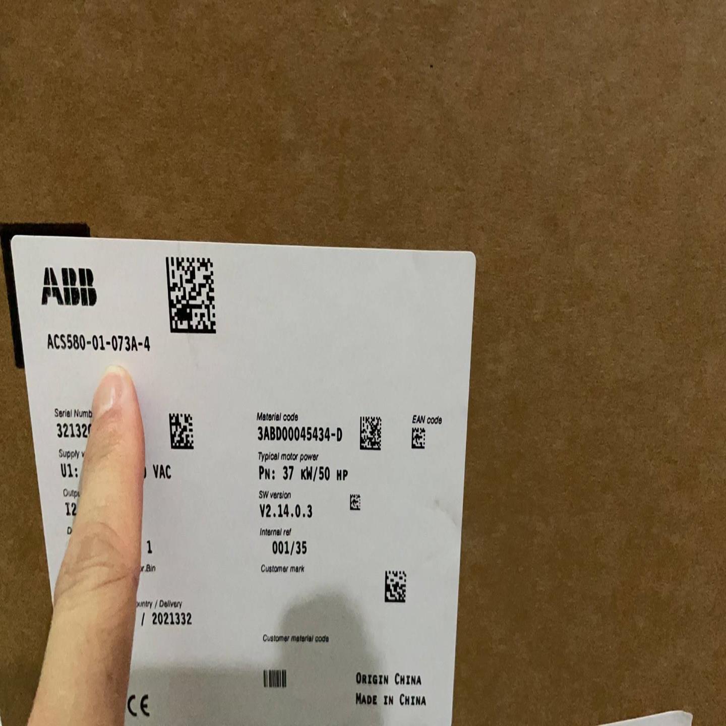 配件ABB变频器ACS580-01-073A-4ACS550-01-038A-4ACS550-0议价