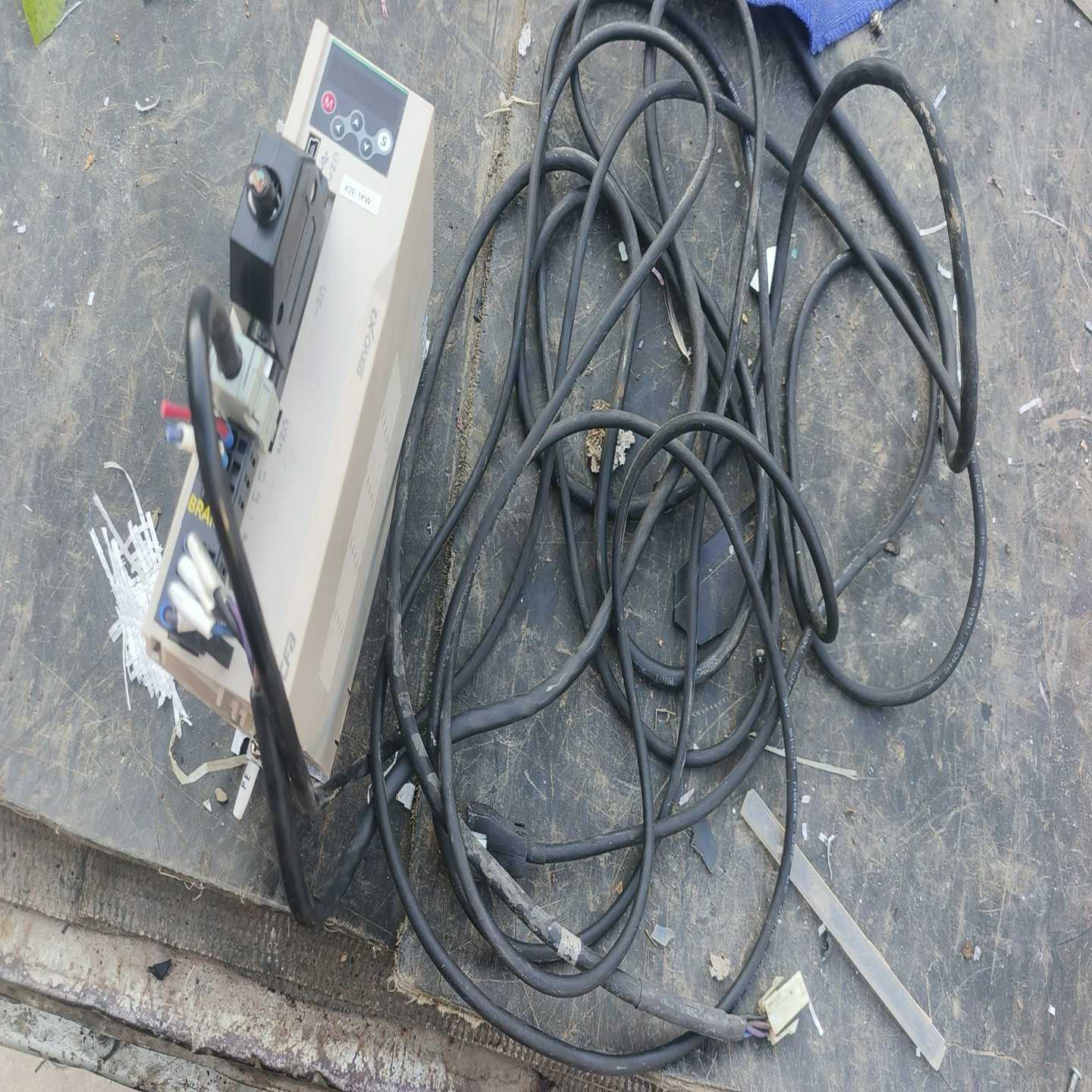 咨询-禾川驱动器SV-X2EA100A-A成色如图图片实物