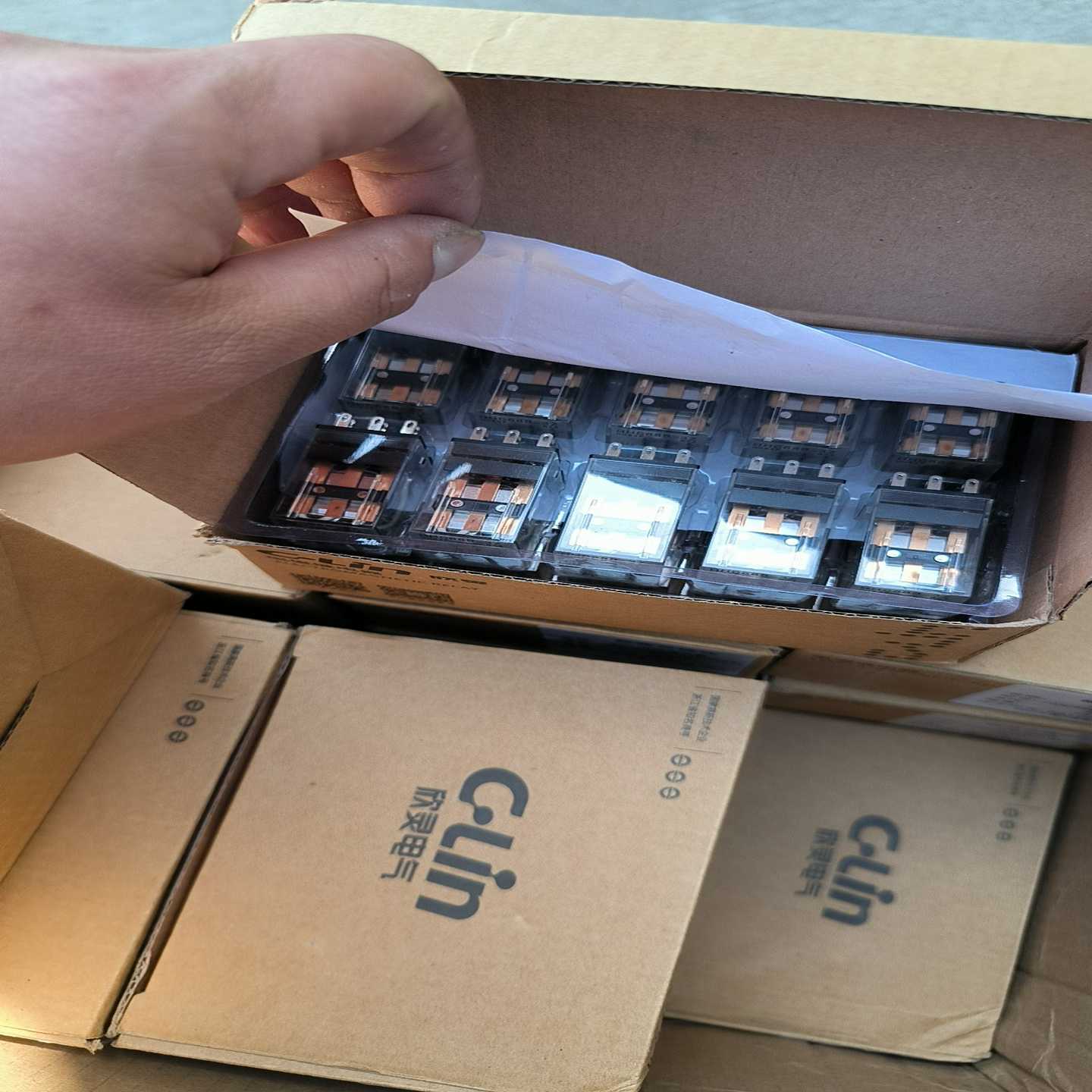 【议价】全新带包装欣灵中间继电器HHC68B-3Z 220V 小型电