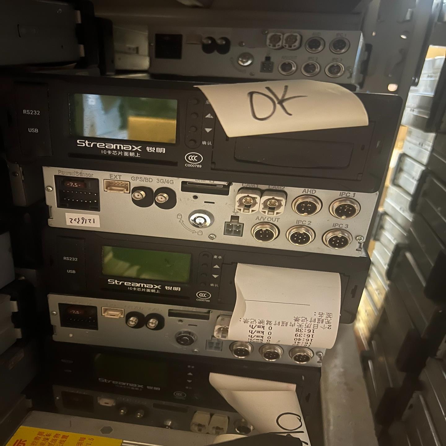 60台锐明D5X-XR（白头主动安全）3路IPC--议价商品