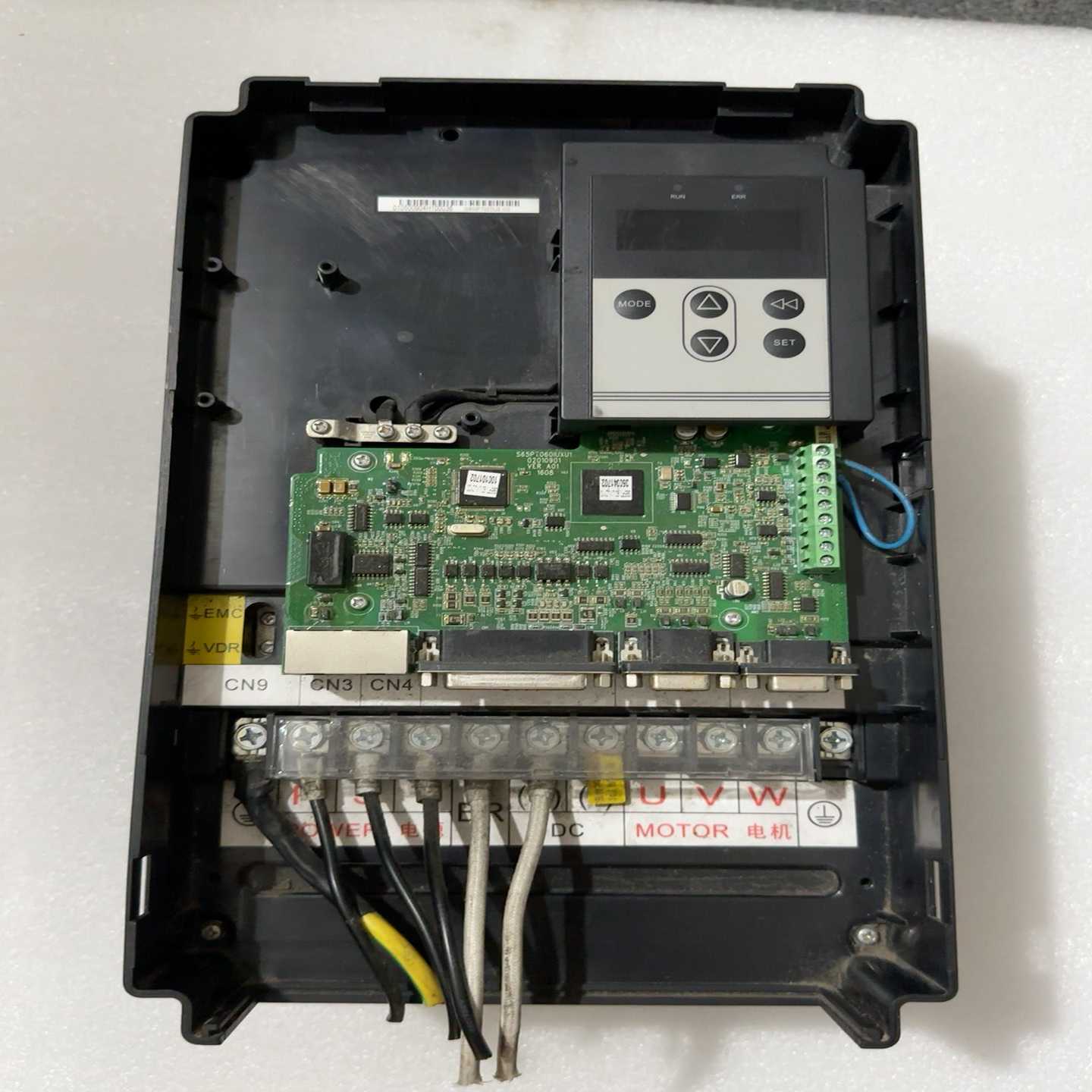 议价原装拆机汇川伺服驱动器IS650PT037IUX-CO，功能