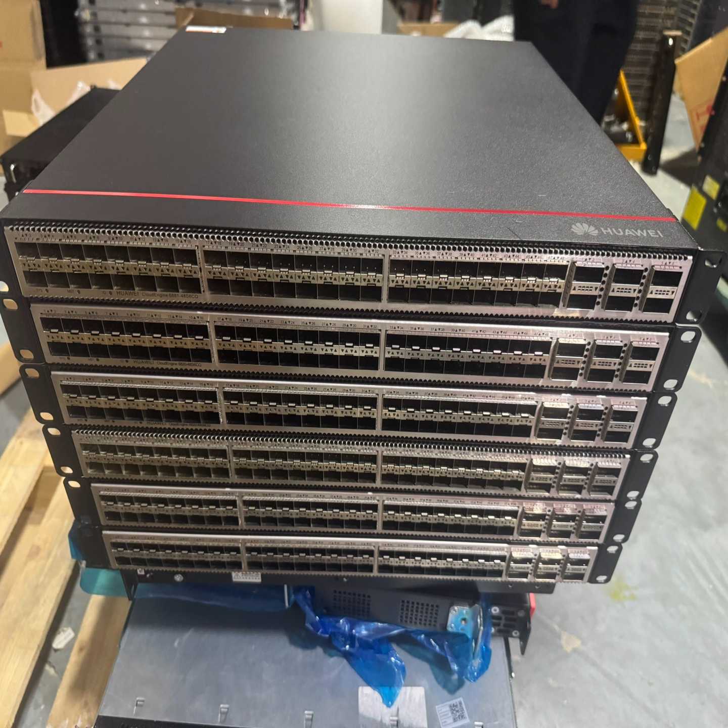 询价华为CE6820-48S6CQ-B万兆三层数据中心交换机