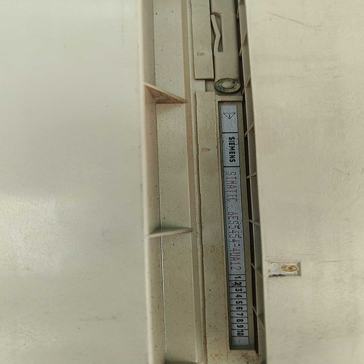 6ES5454-4UA126ES5454-4UA12有灰--议价商品