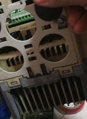 安川变频器CIMREB4A0023FAA正常