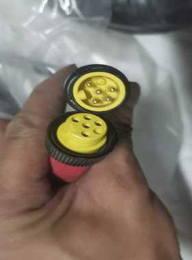 AB罗克韦尔连接线889N-F65GFNM-10840询价