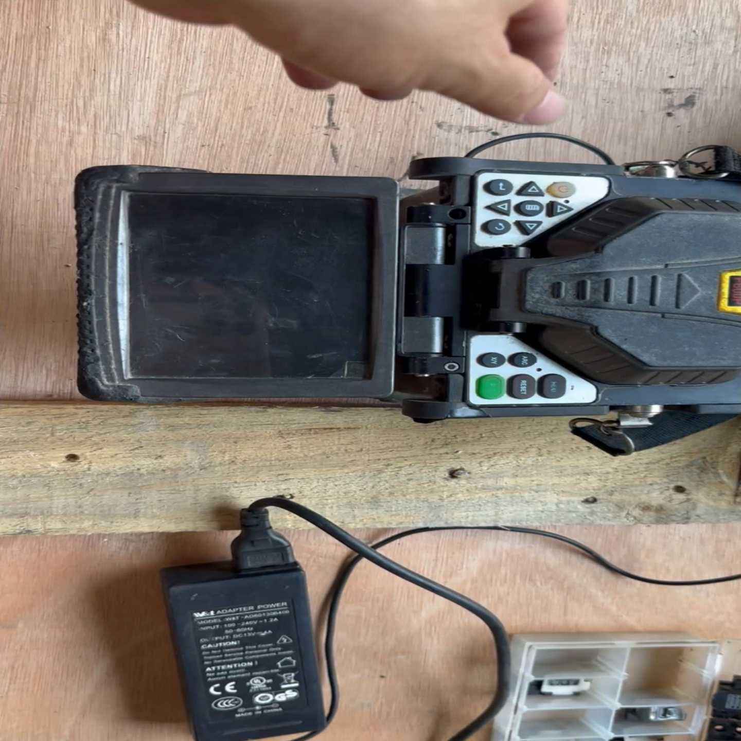 询价~瑞研F600P 带箱子 带电源 带切刀 正常通 如图 售