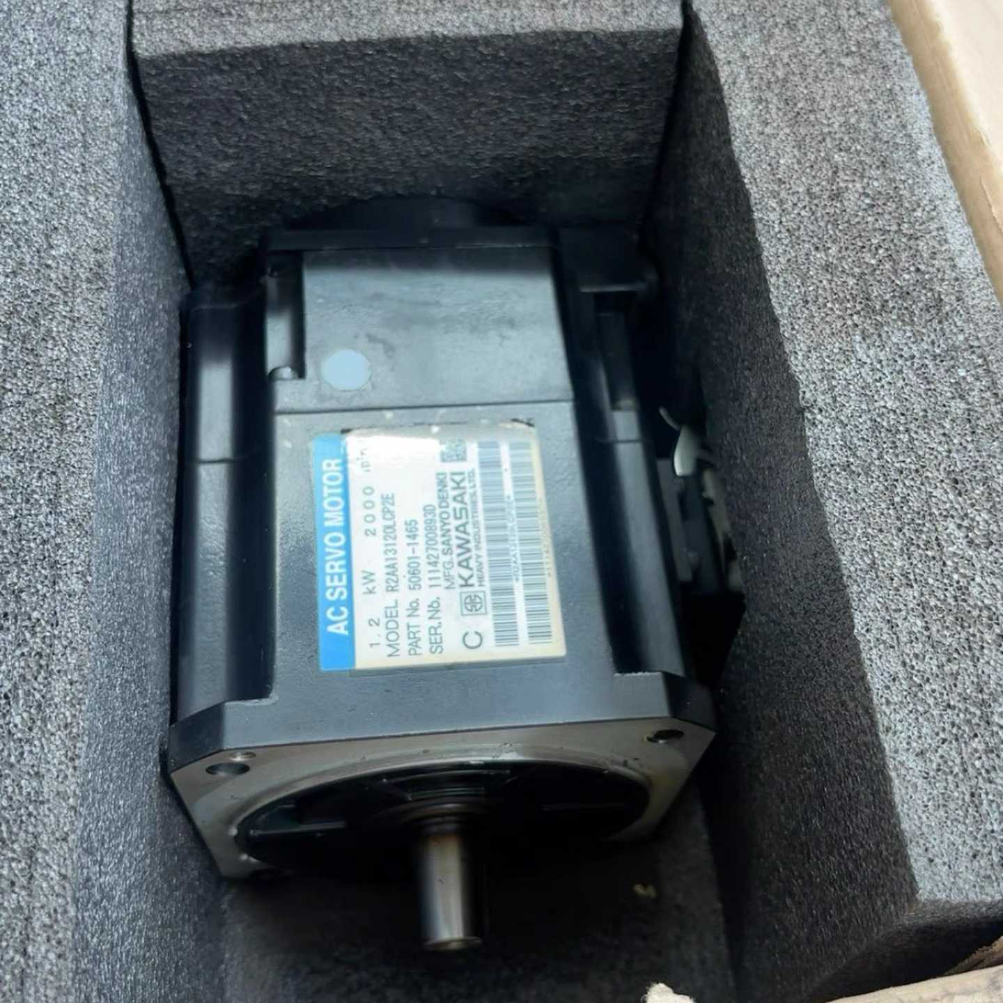 【请询价】川崎机器人伺服电机R2AA13120LCP2E12KW功