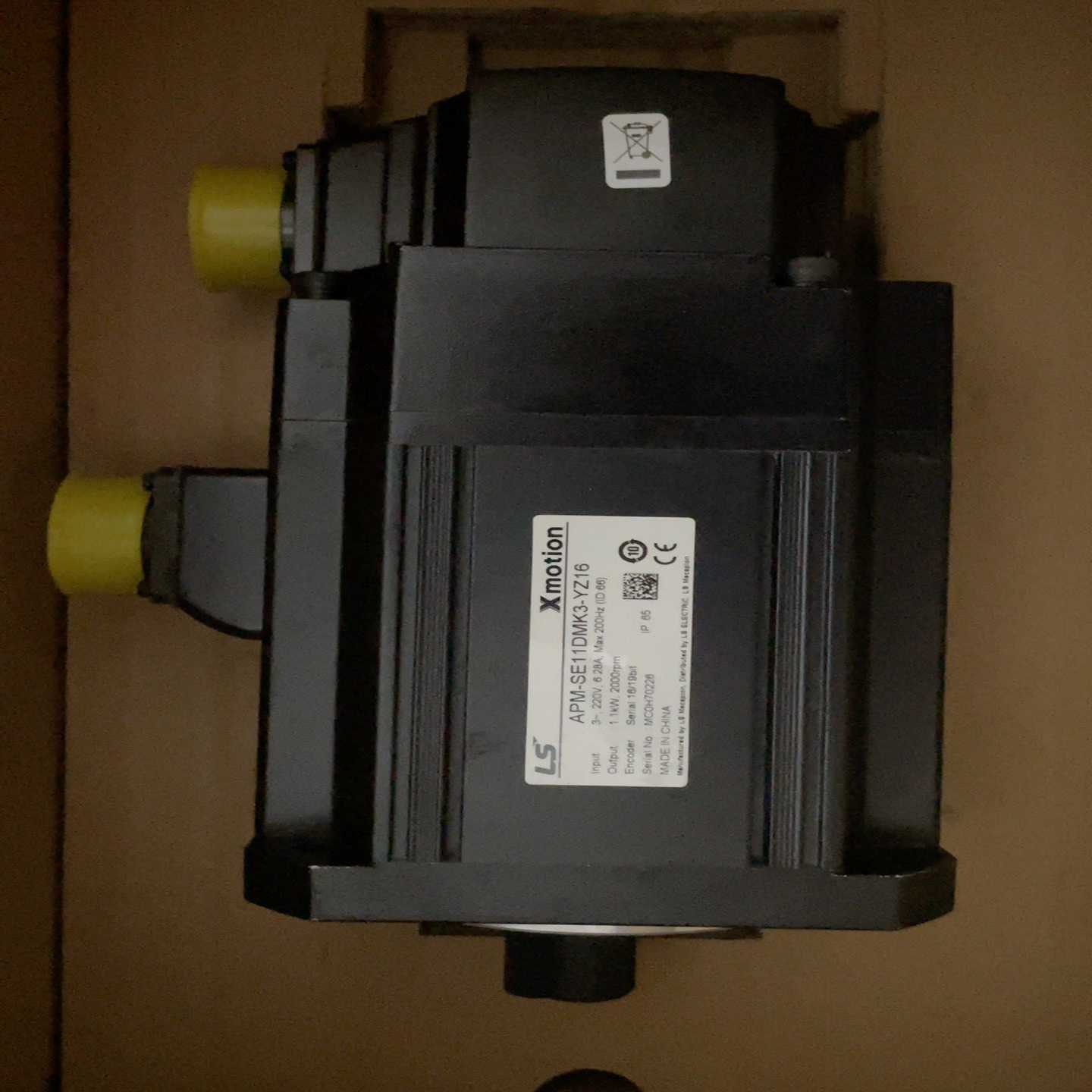 询价LS原装全新伺服电机：APM-SE11DMK3-YZ16，有