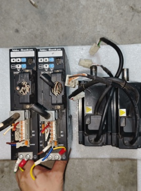 2套三协400W伺服，驱动器DA22422   电机MZ40~议价