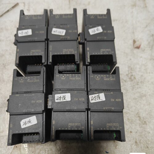 溢价-SMART2883AE040AA0实物图片外壳