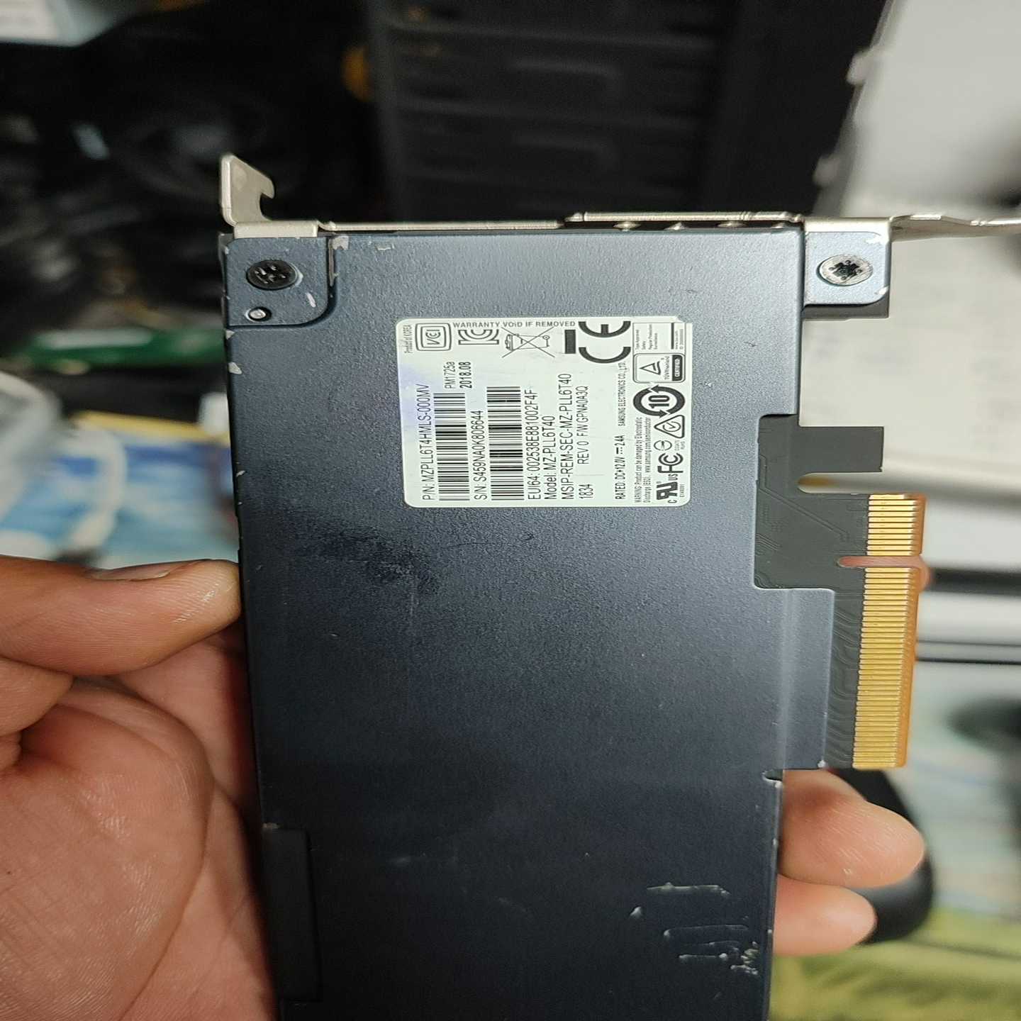 出一张三星PM1725a6.4TB卡式固态硬盘同款p--议价商品