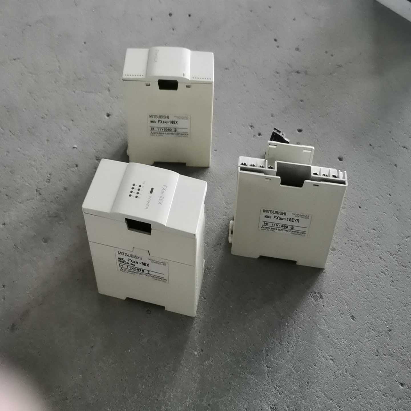 询价FX2N-16EYRFX2N-16EXFX2N-8EX包