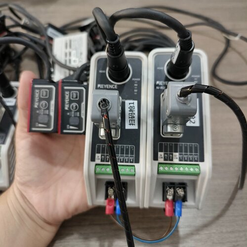 基恩士器SR700HANR28套议价
