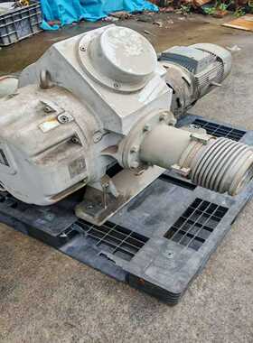 莱宝罗茨泵WAU2001出售，功能包好，滚筒运转正常，需要的--议价