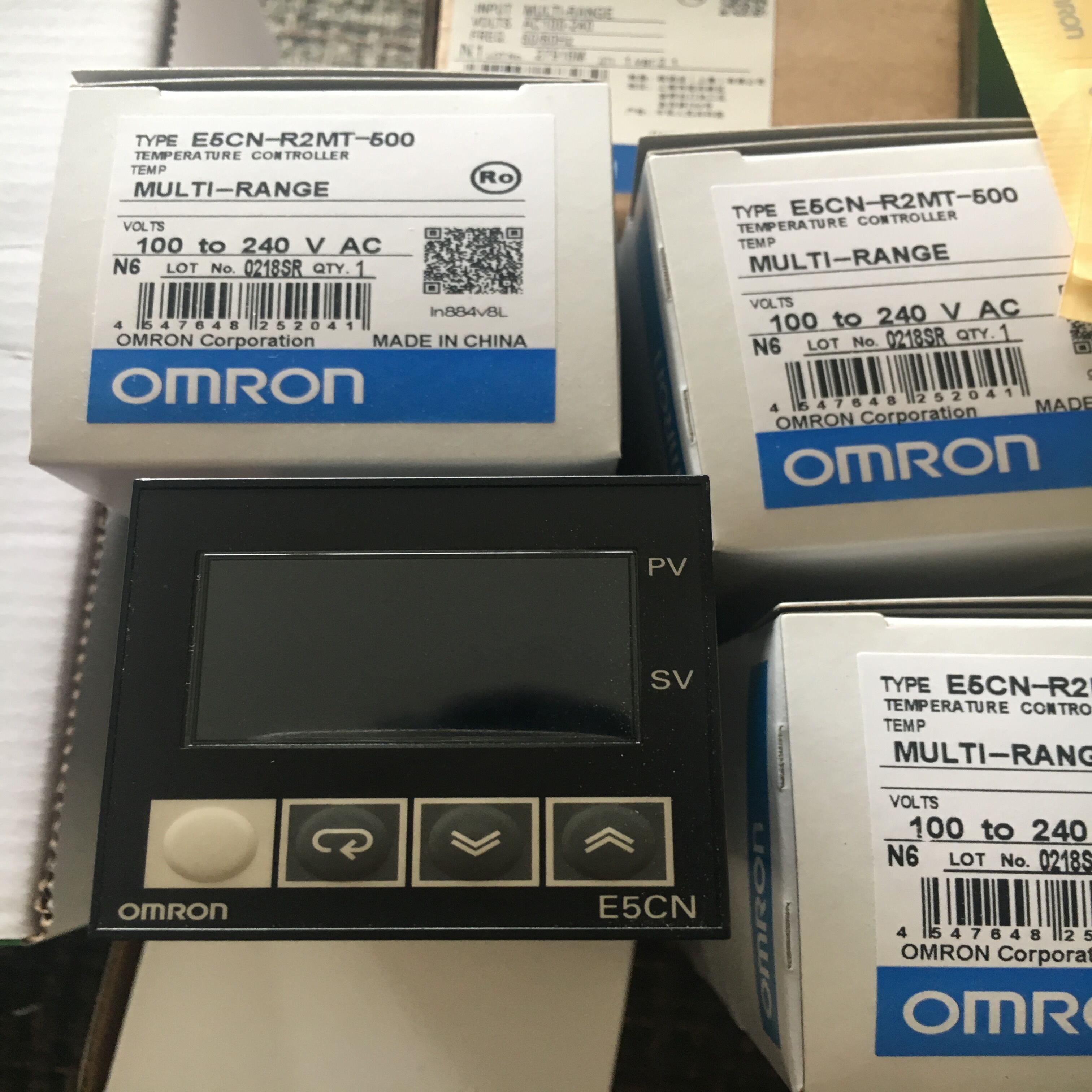 配件正品温控器E5CN-Y2T Y2MT-500  Y2HBT Y2H03TY2HH03T-FL议价