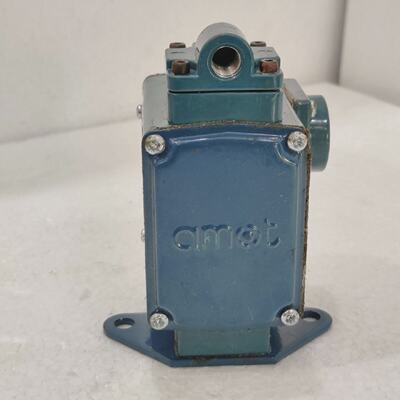 Amot 4140FK1H11AA0EE Pressure Switch Range 0.283.72 Bar