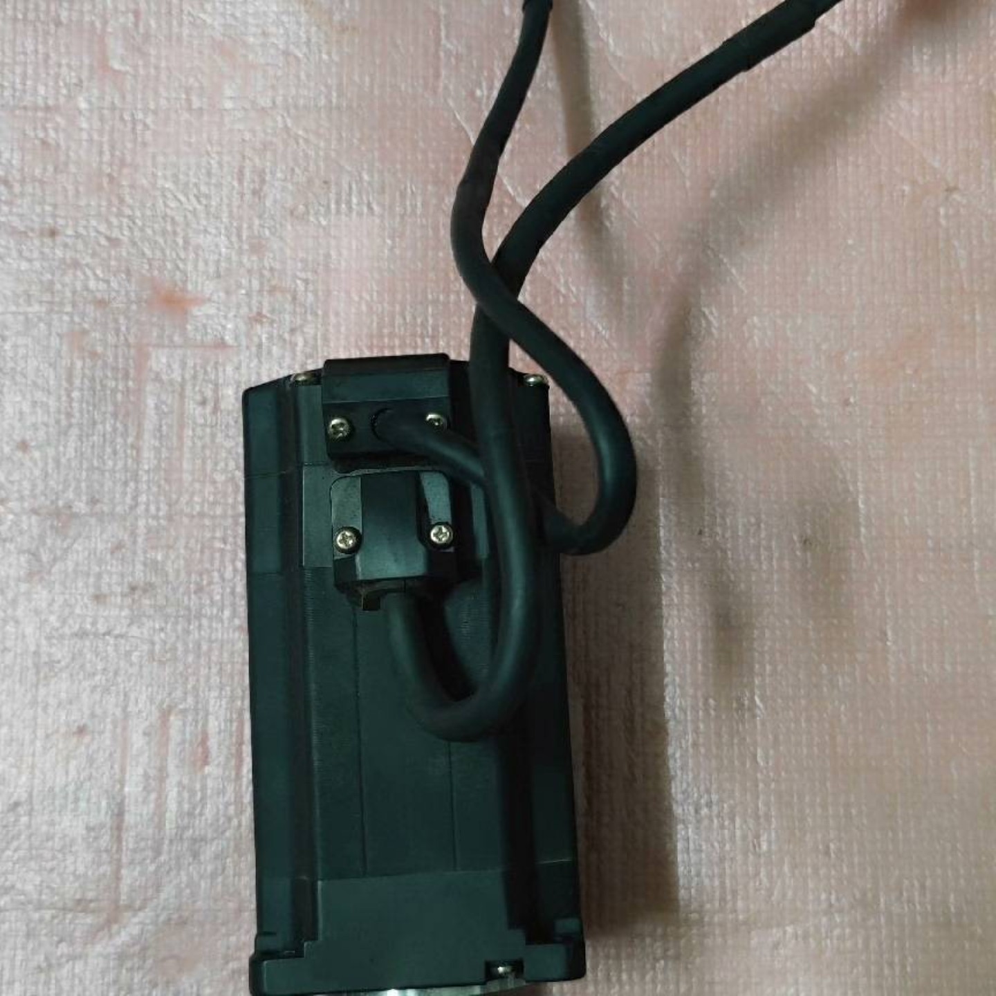 售前询价议价ab罗克韦尔伺服马达2004-RZ04BA1AN3 精品