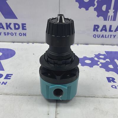 Wilkerson WILKERSON Air Regulators   R26C4000A H96