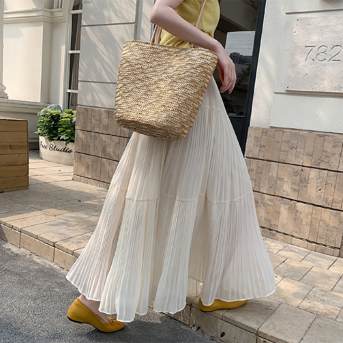 雪纺网纱百褶半身裙女夏季2026新款高腰显瘦垂感a字伞裙大摆长裙