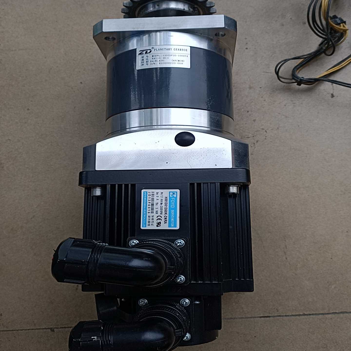 步进电机HM1301350K-2NRA带减速机120ZDF2询价