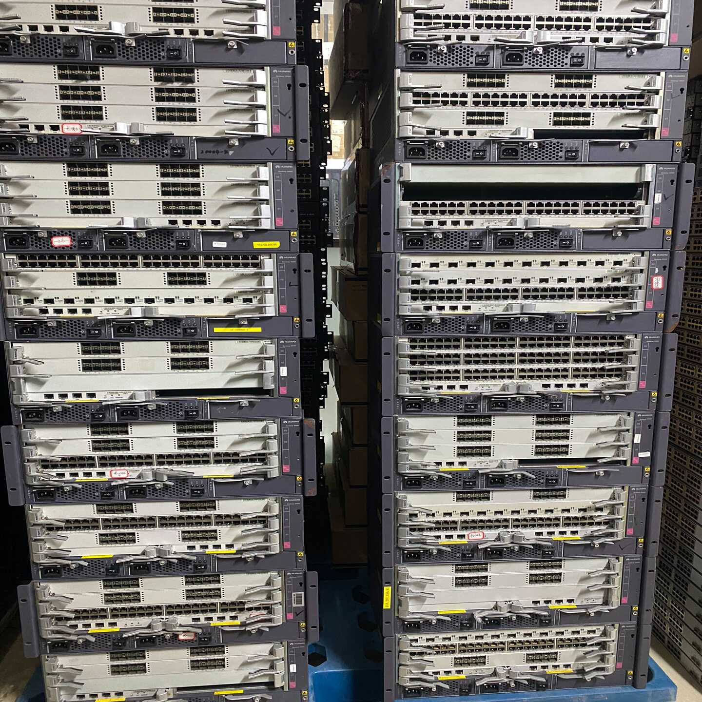 询价华为S9303框式三层核心T比特路由交换机