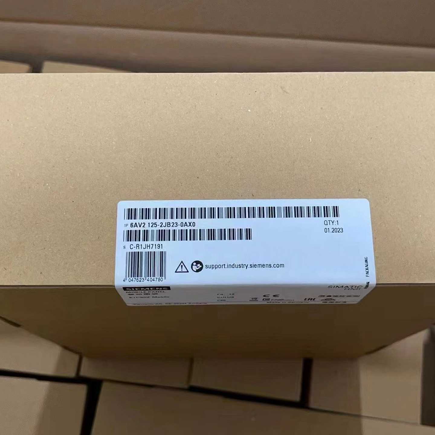 保内触摸屏6AV2125-2JB23-0AX0询价