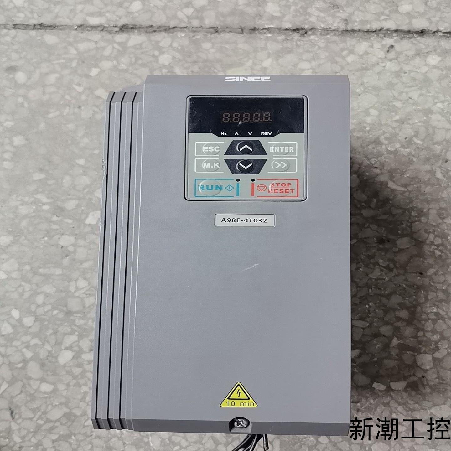 正弦变频器15KW A98E-4T032 原装拆机已上电测议价商品