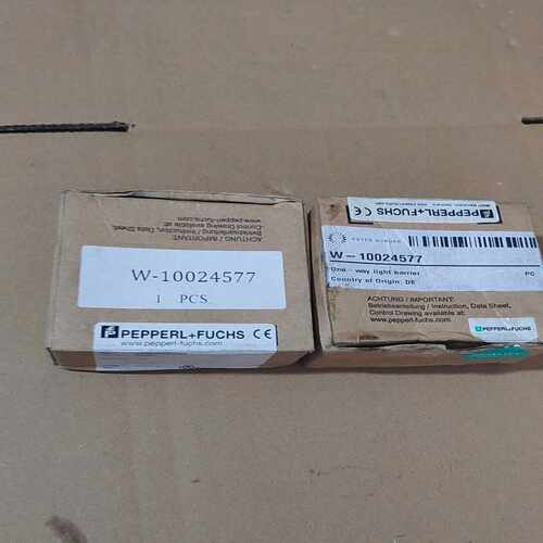 倍加福传感器全新带包装4套，型号：GD18-159/GV18-议价