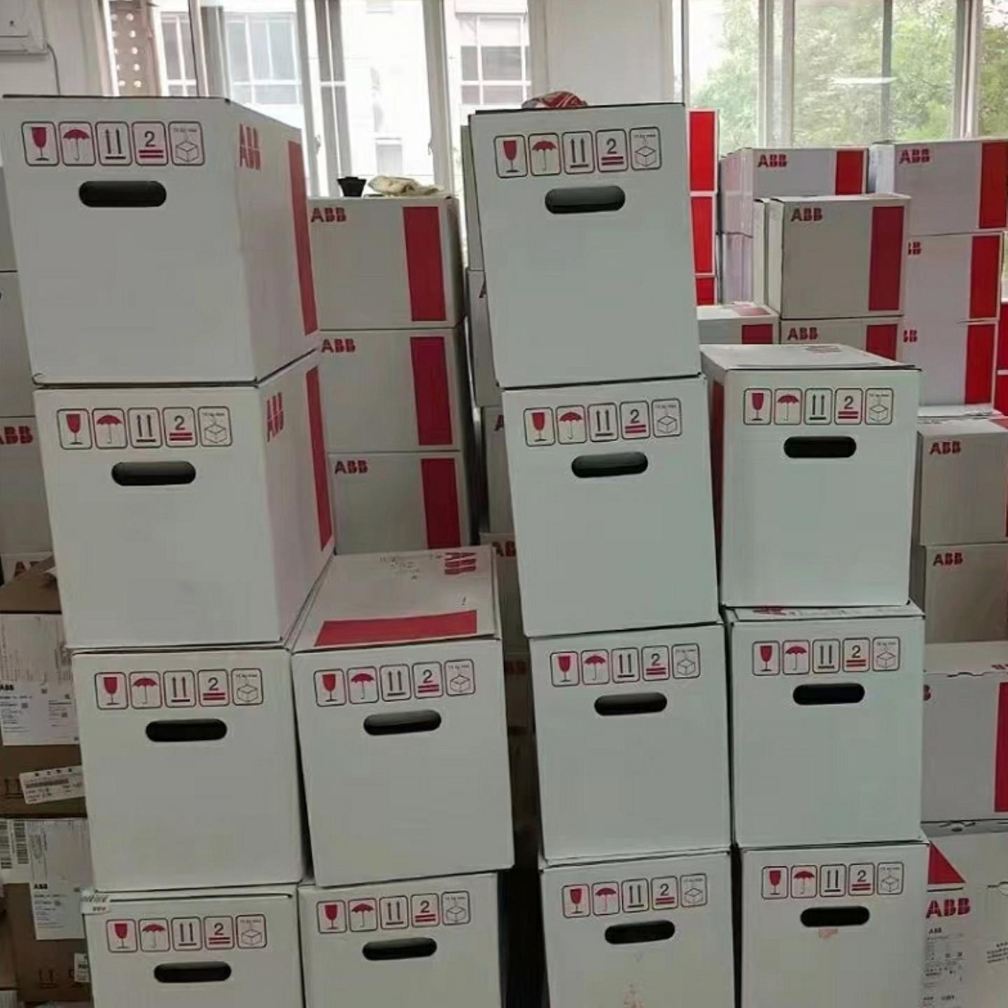 PSE25-600-70 ABB软启动器供应实物拍摄现货咨询