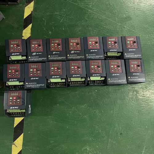 易能变频器EDS800-4T0015N 1.5KW 38~询价