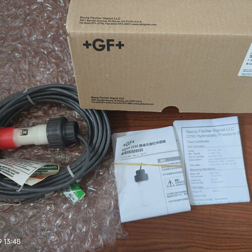 【询价】GF3-2250-11L 静压式液位传感器，实图