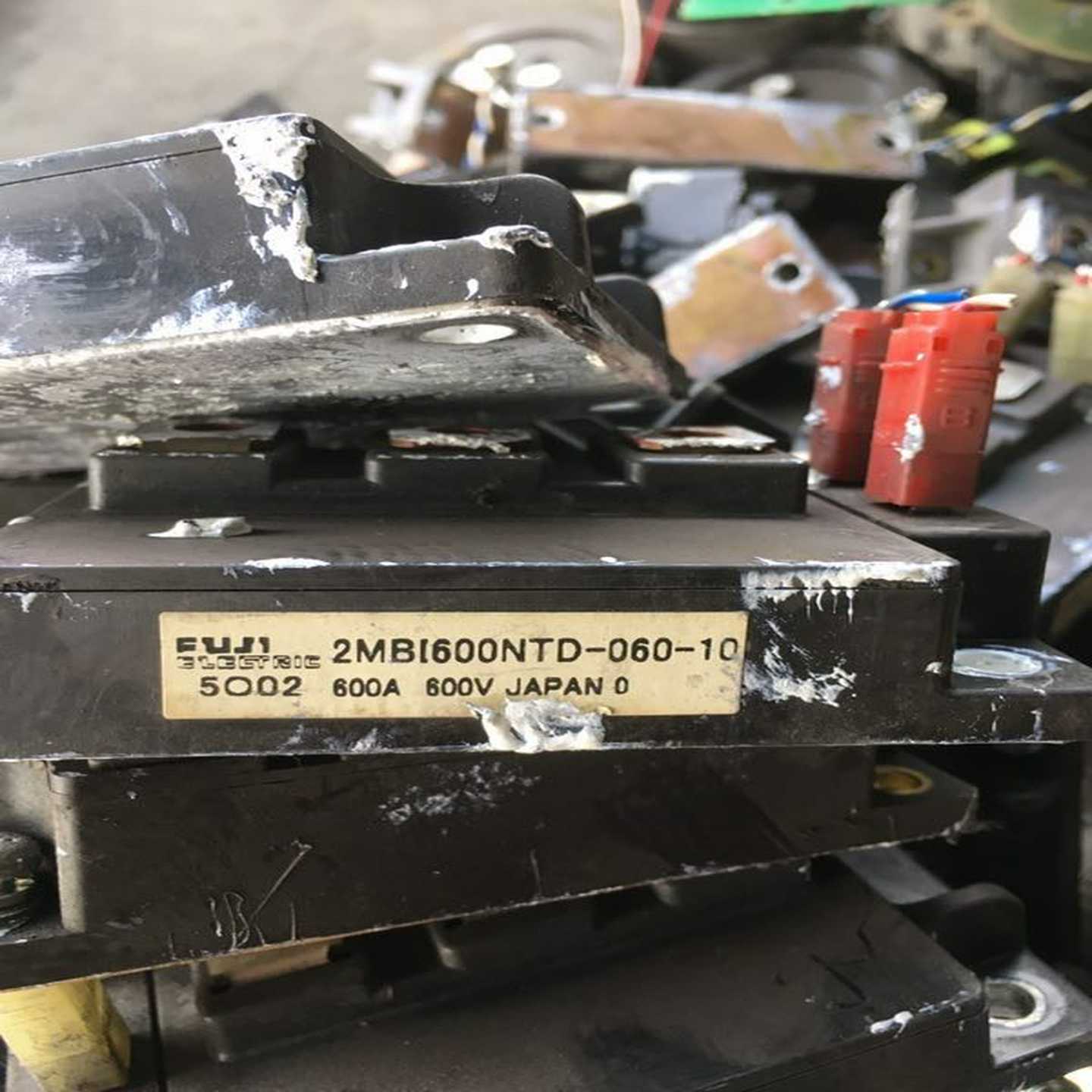2MBI600NTD-060-10FUJI模块保证原询价