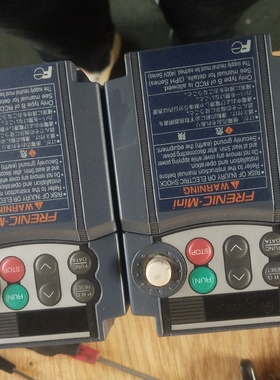 富士frn0.75c1s2fj4变频器功能正常包好用橙色-议价