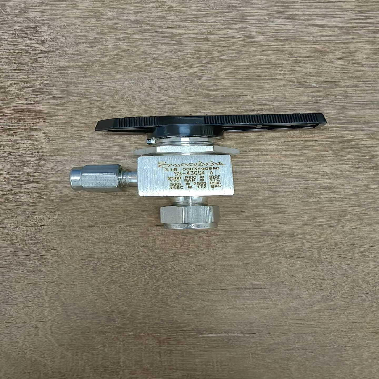 世伟洛克SwagelokSS-43GS4-A-SC11--议价商品