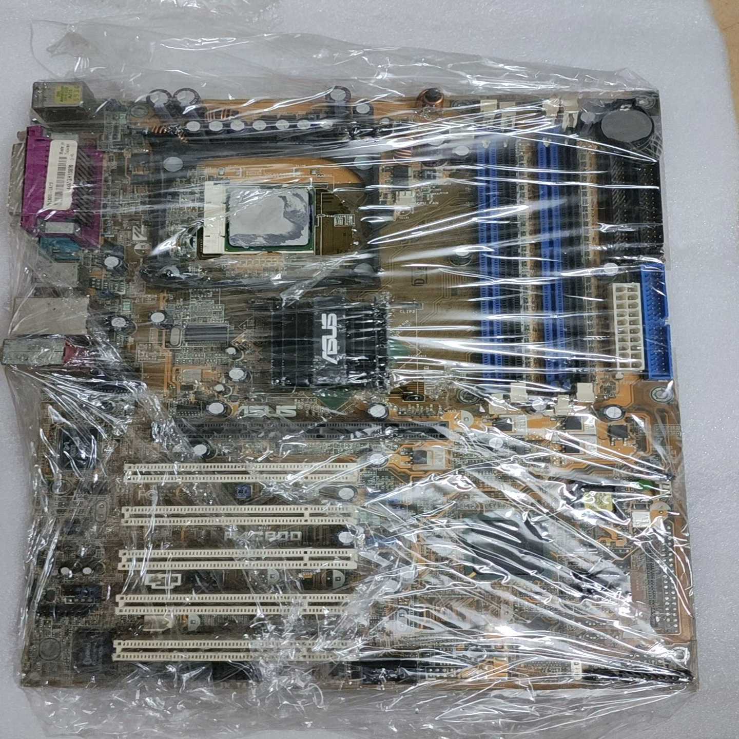 ASUS P4C800 875 主板 可以提供测试图片或【博航商行】