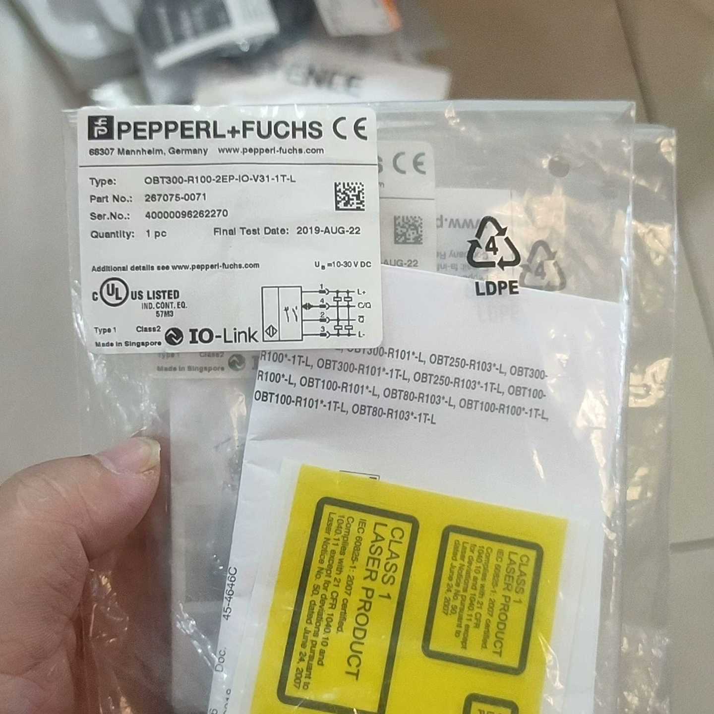 咨询-PF倍加福光电传感器OBT300-R100-2EP-I