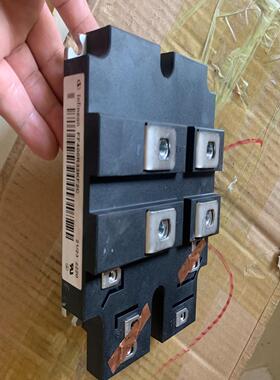 英飞凌IGBT库存备件 FF400R33KF2C，没用过，实（佳毅工控）