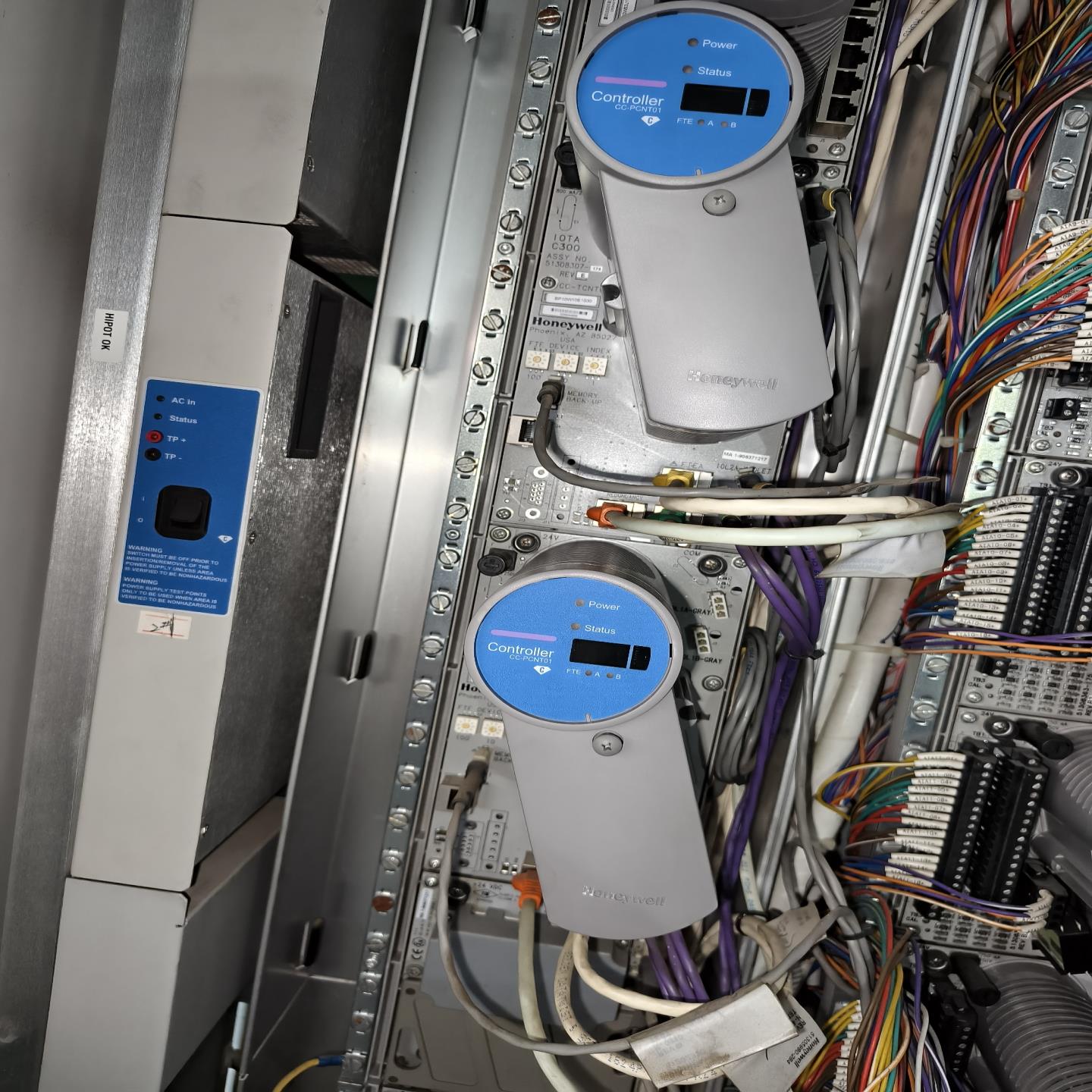 霍尼韦尔CC-PCNT01控制器型号51405046-17--议价商品