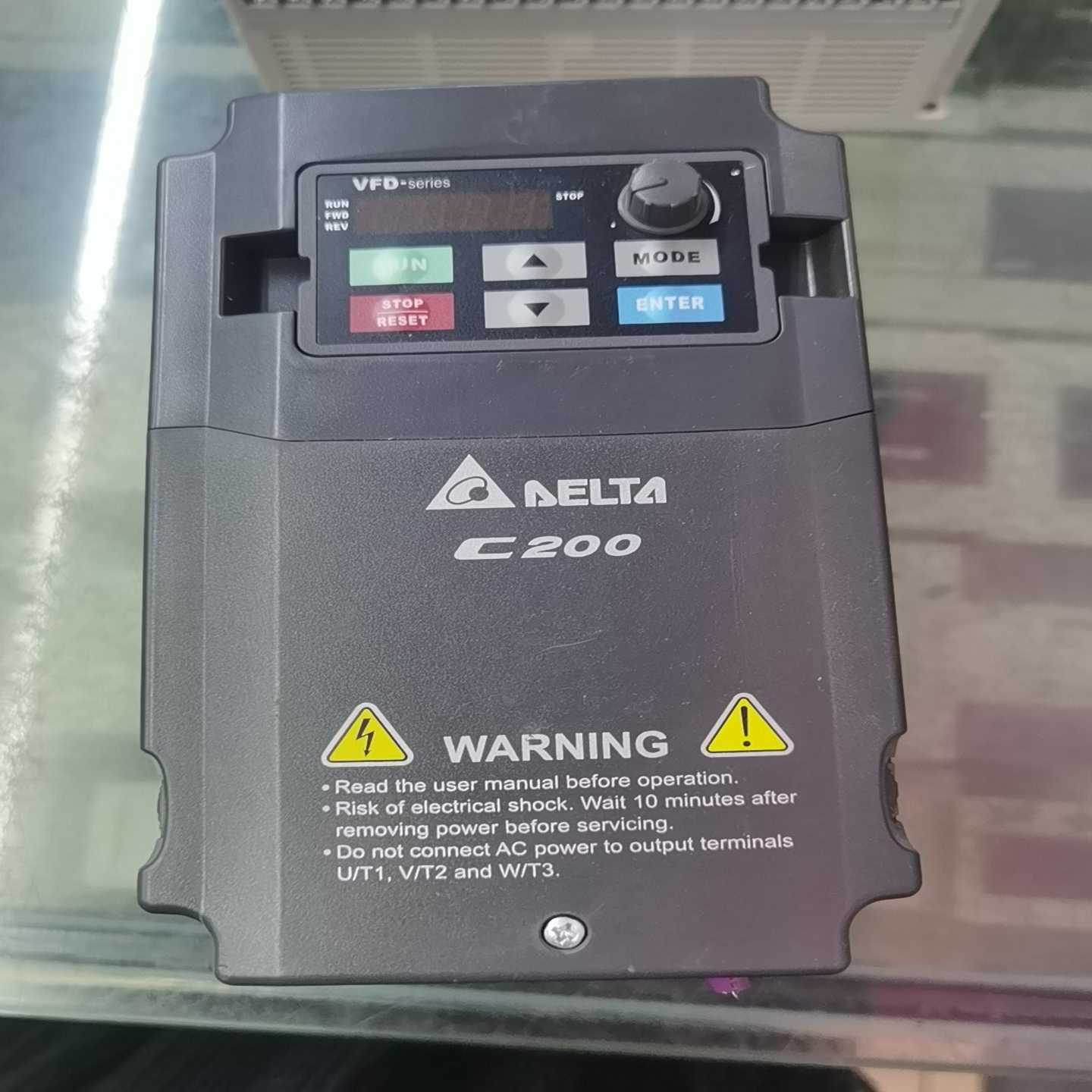 二手拆机台达变频器VFD022CB43A-202.2kw--议价商品