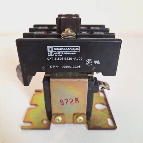Telemecanique 2160F B230HA.29  TK1089A13G08 Contactor