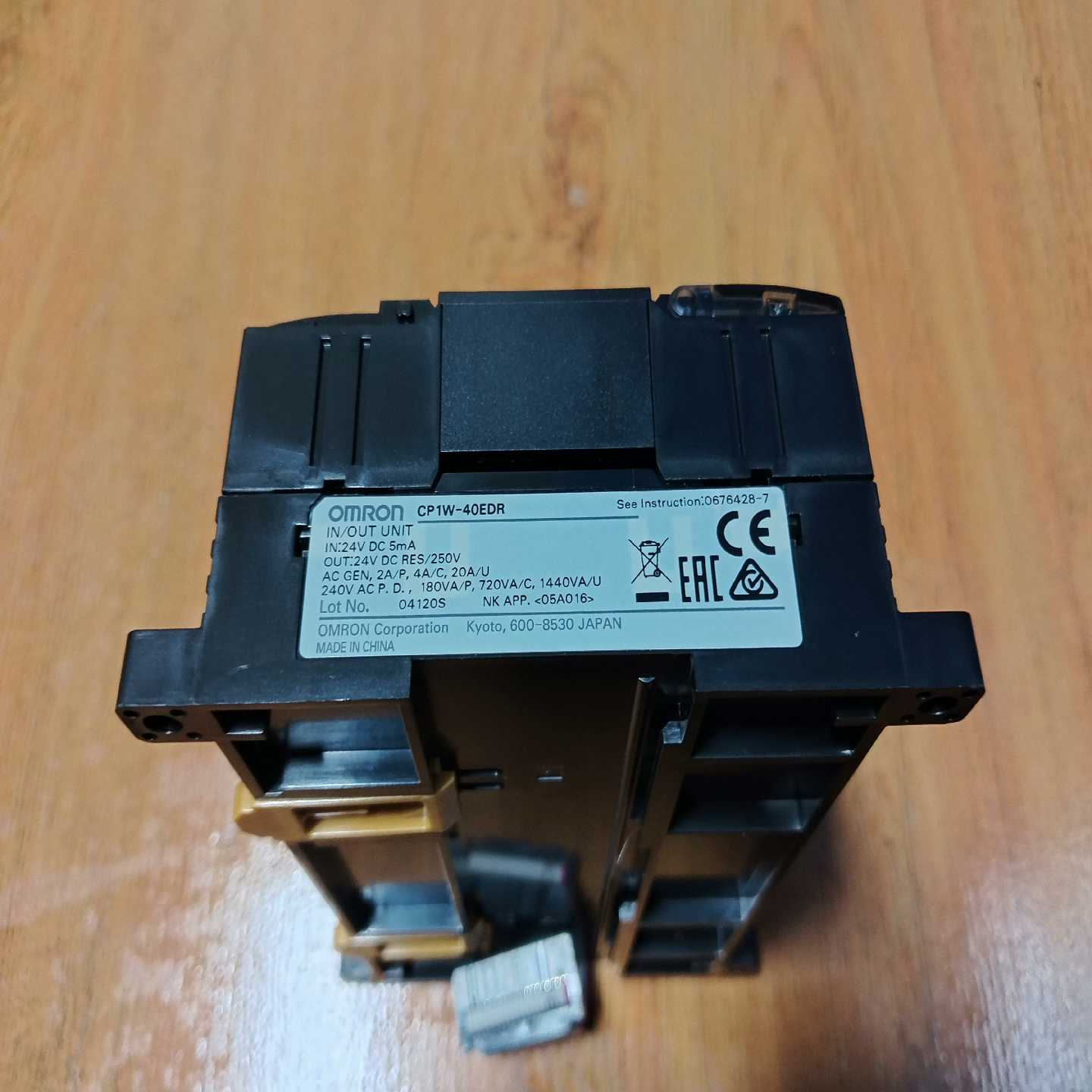 咨询-模块CP1W-40EDR,功能正常,成色为实图