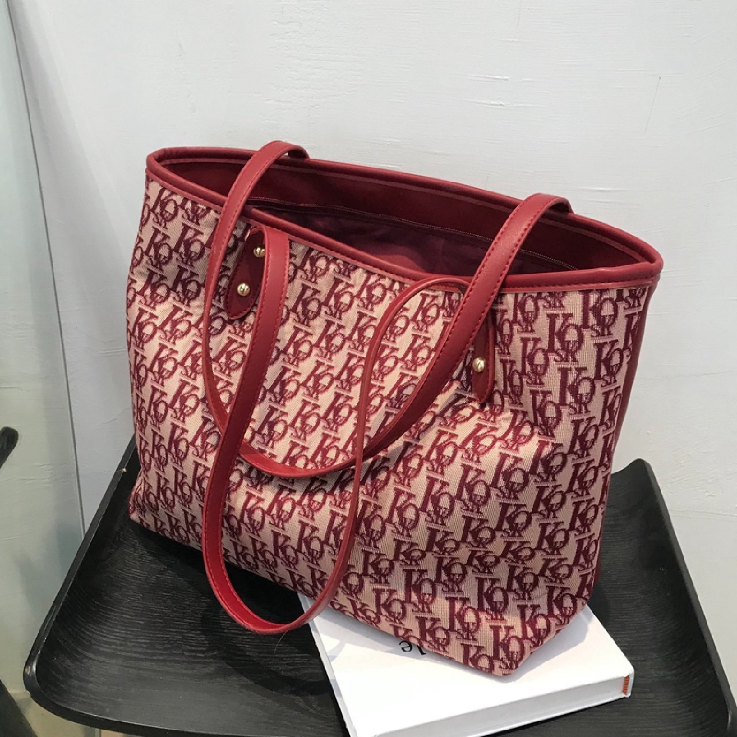 红色包包女结婚包2025新款高级感大容量帆布单肩托特包婚礼新娘包