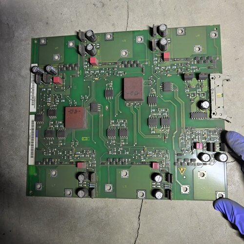 6SE70315EF841JC16SE70变频器I-询