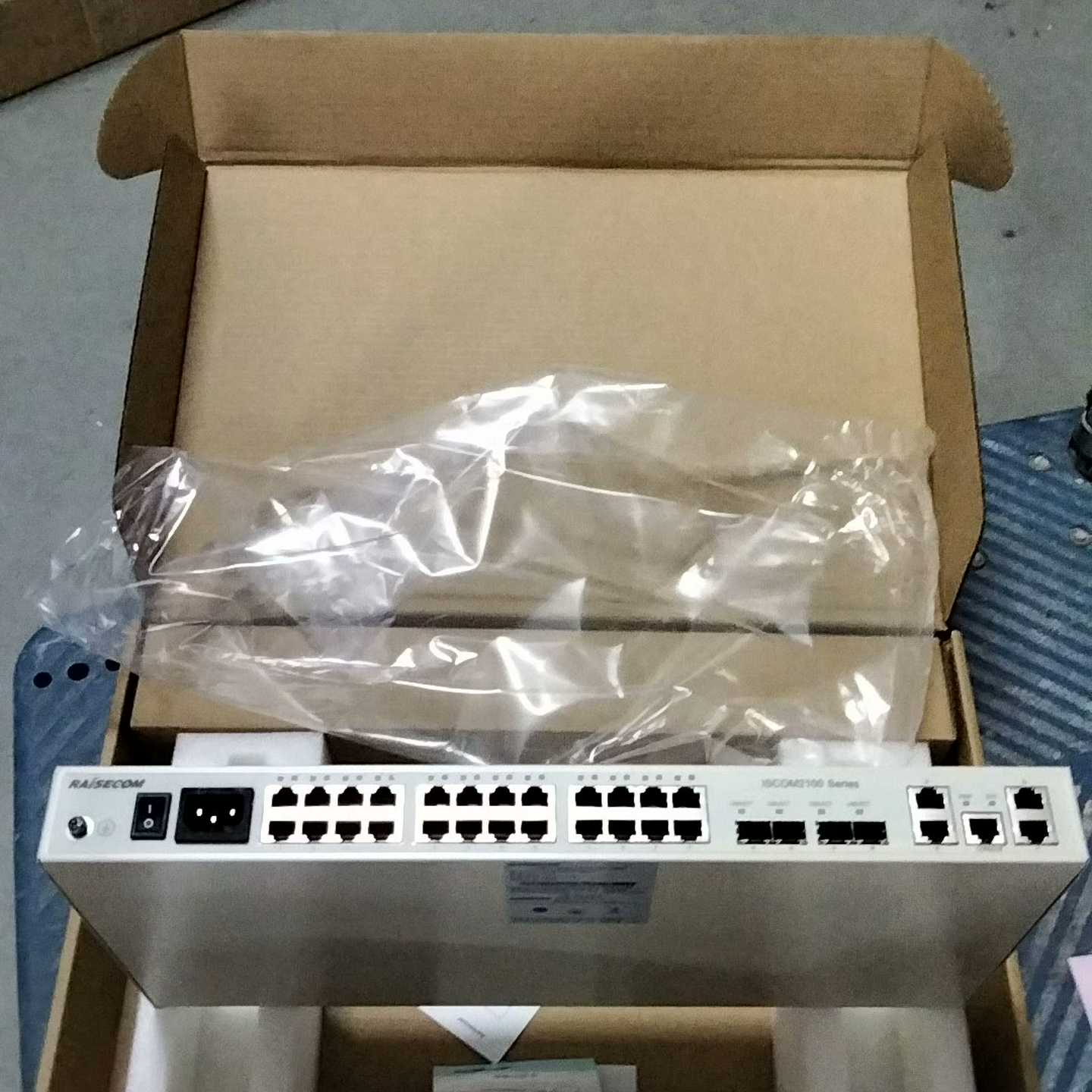 询价瑞斯康达ISCOM2126EA-MA-AC24口交换机