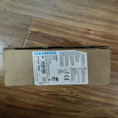 Siemens  3RT5044-1BB40（地坛设备）