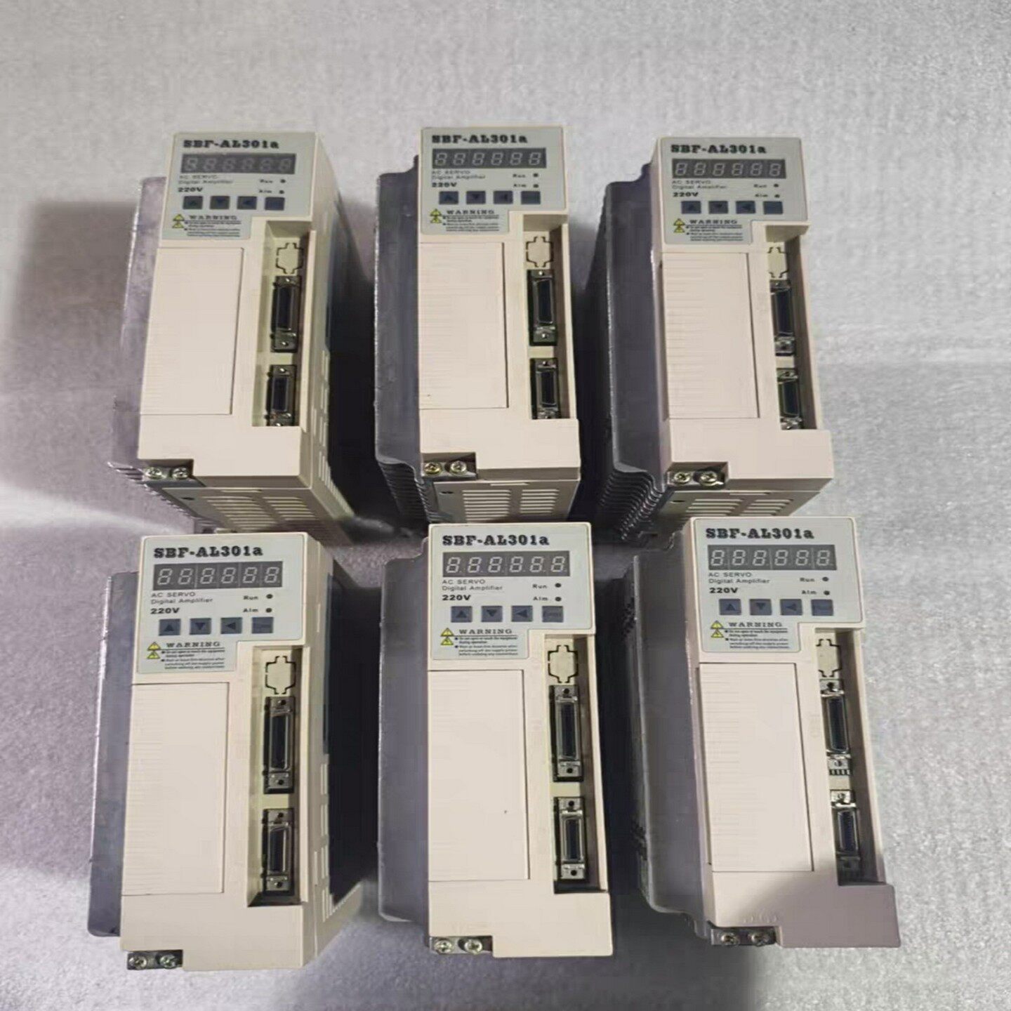 华大伺服驱动器SBF-AL301A--议价商品