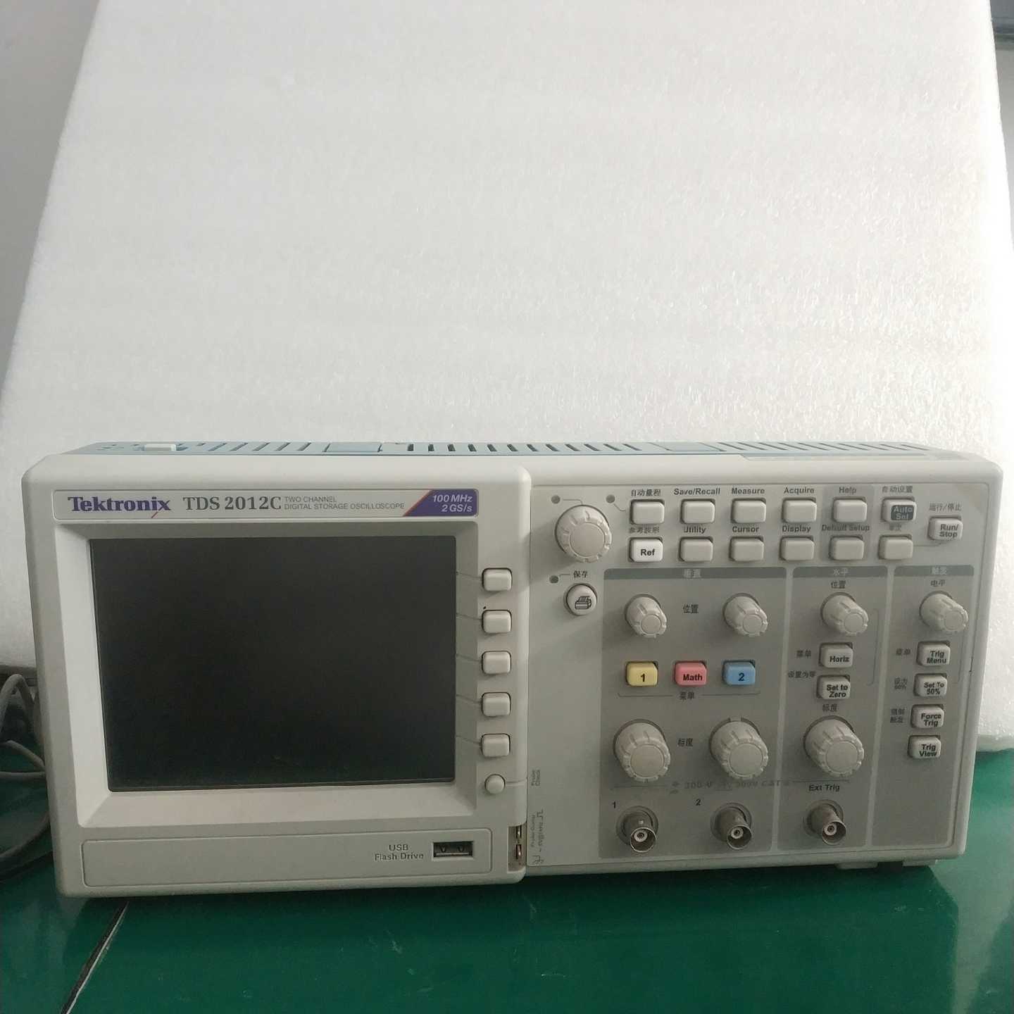 出售泰克TDS2012C 100M新款示波器成色如图，功能包一议价商品